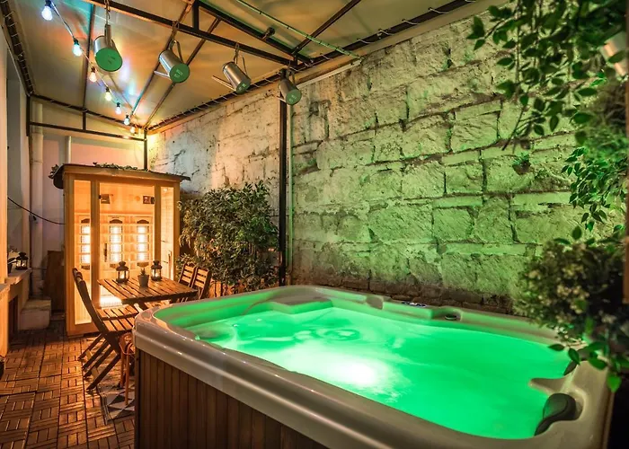 Bohemic Apartment Terrace&Jakuzzi&Sauna