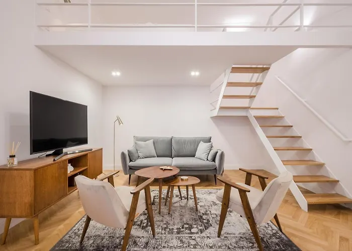 Bpr Scandi Home - Designer Apt At Kiraly Street With Ac
