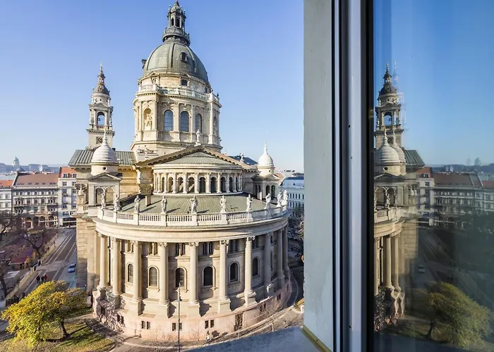Basilica And Castle View Luxury Suite, Free Parking Reservation Needed