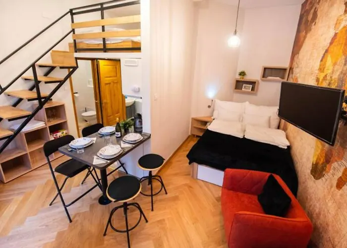 Chic Loft At City Center With Ac