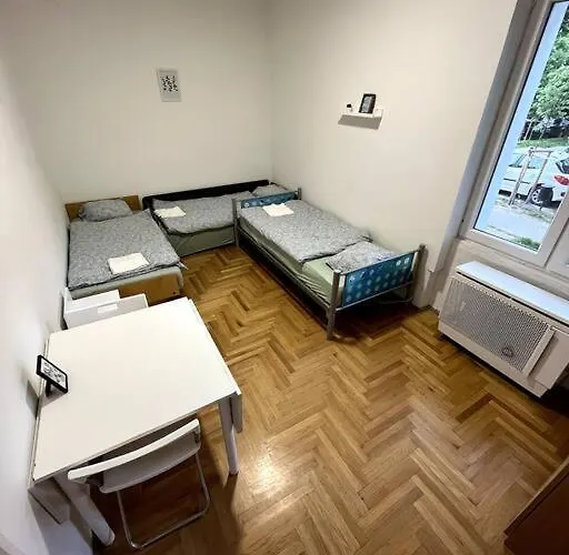 Hangulatos Lakas Budapest Zoeld Oevezeteben