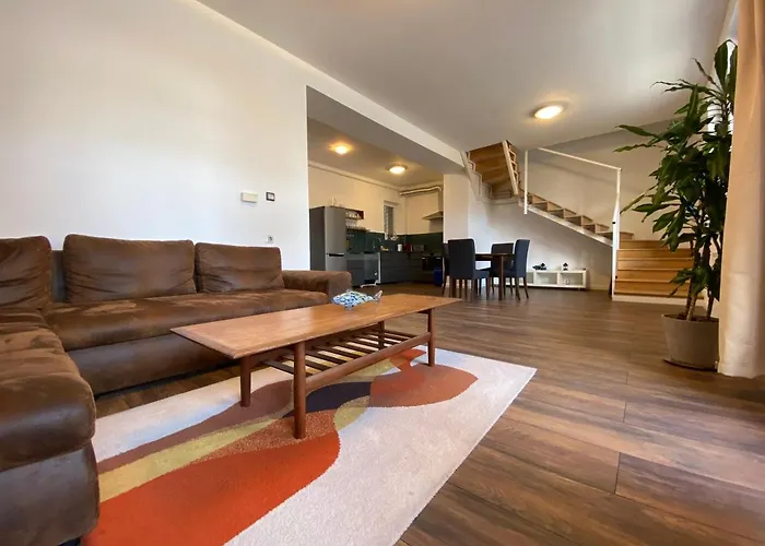2 Bedroom 107 M2 Loft With Balcony
