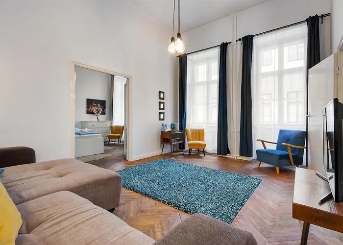 Liberty Square Apartment