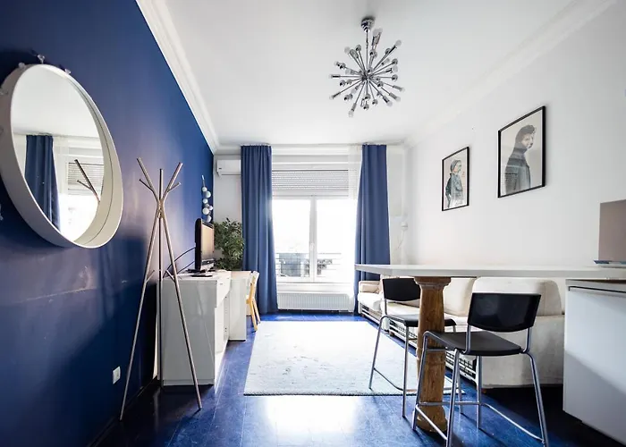 Apartment At Synagogue