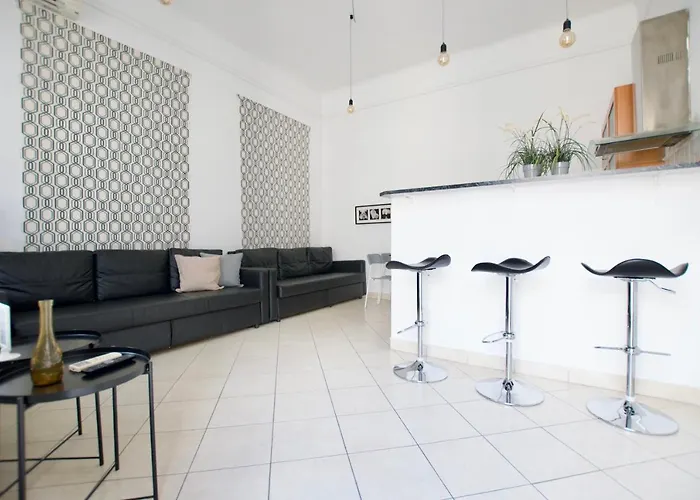 Budget Apartment By Hi5 - Center Of The Center