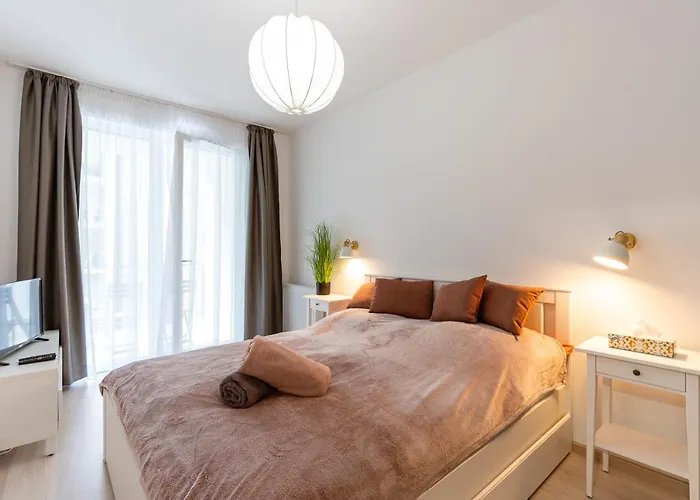 Modern & Newly Built Apartment With Private Garage