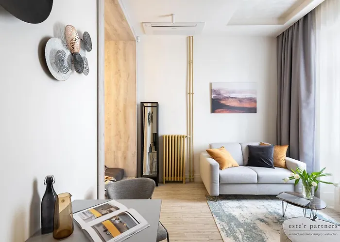 White Boat Studio Apartment Gold