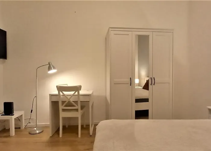 Quiet And Private Studio In The Center