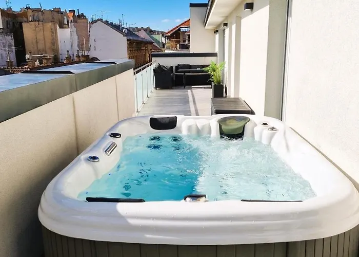 Diamond Luxury Apartment