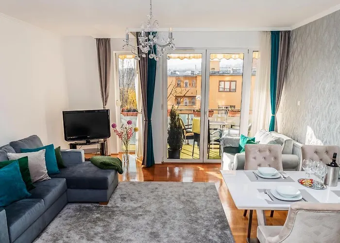 Rossalini Apartment With Free Parking