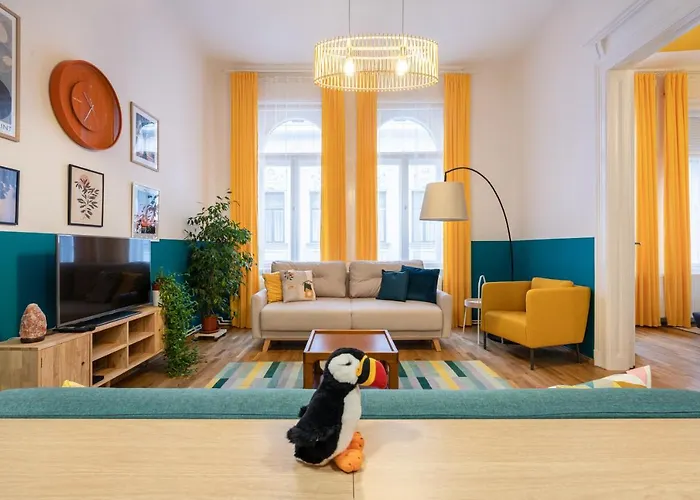 Live Star Apartment