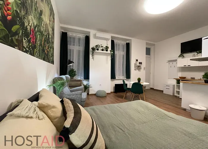 D68 Apartment - Hostaid