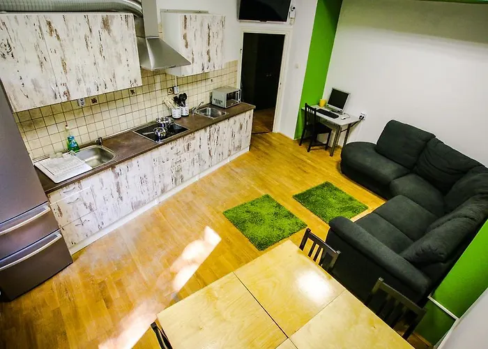 Cooltour Hostel
