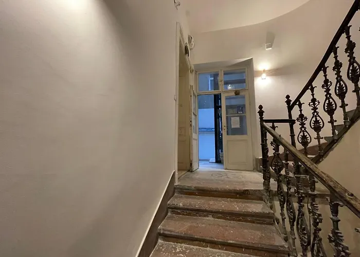 Budapest Paulay Apartments