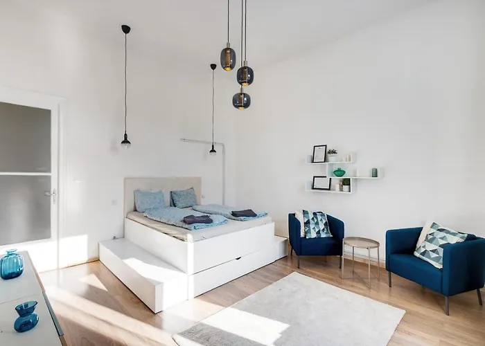 d.Five Elizabeth Garden Apartment