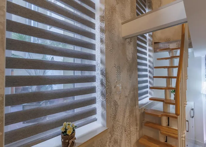 Sleek Minimalist Studio At Inner City