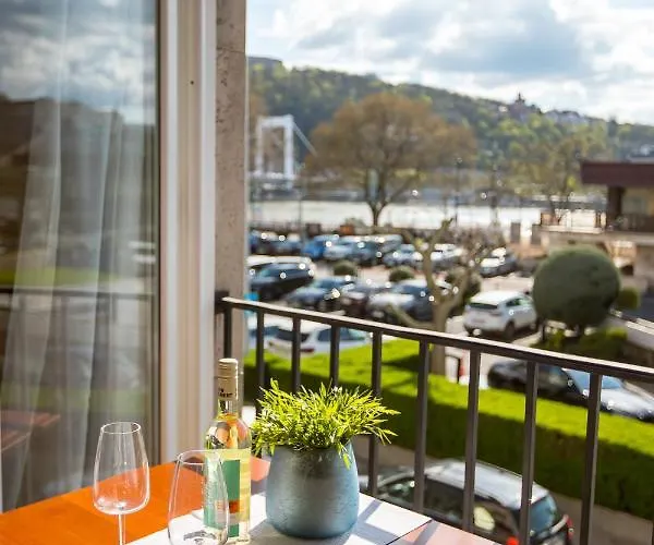 Danube Apartment