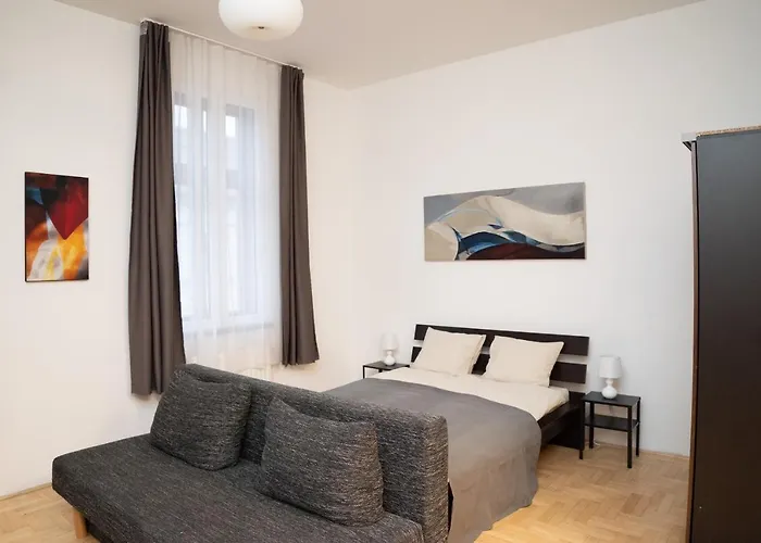 Vincent Apartment