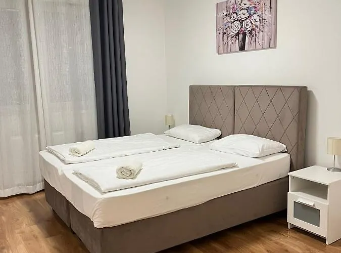 Corvin Rose Apartment Hotel