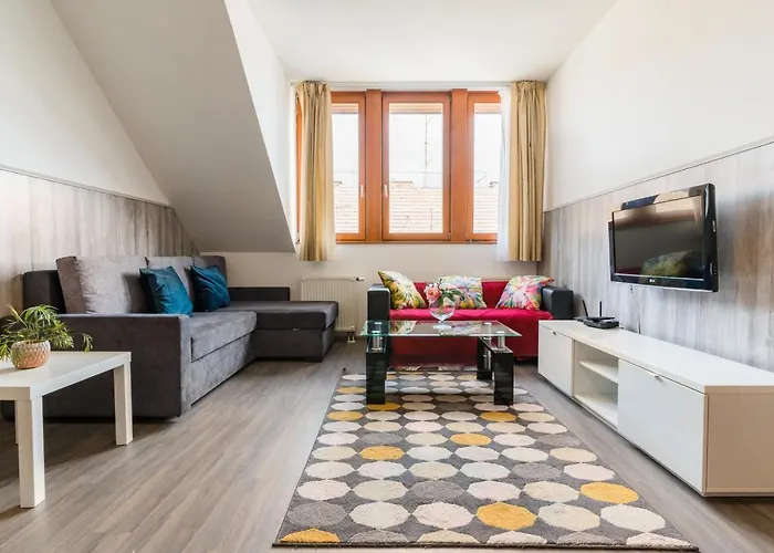 Lovag Charming Apartment In The Center-Ac