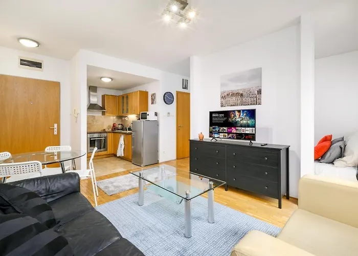Szimpla 1Bedroom Apartment In Center