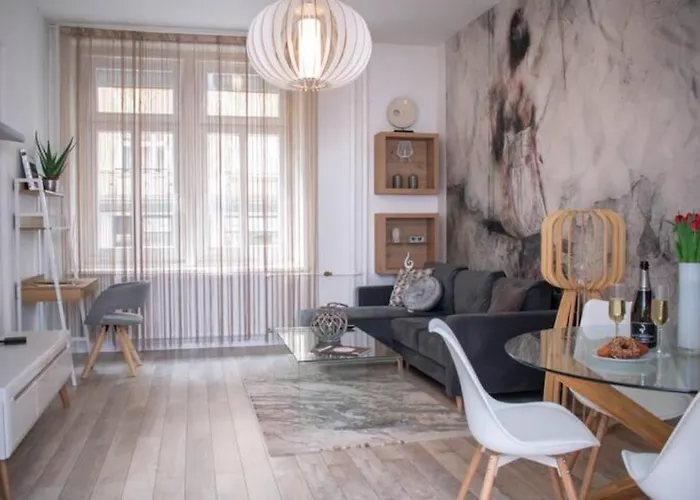 Elegant Stylish Modern Downtown Home Next 2 Danube