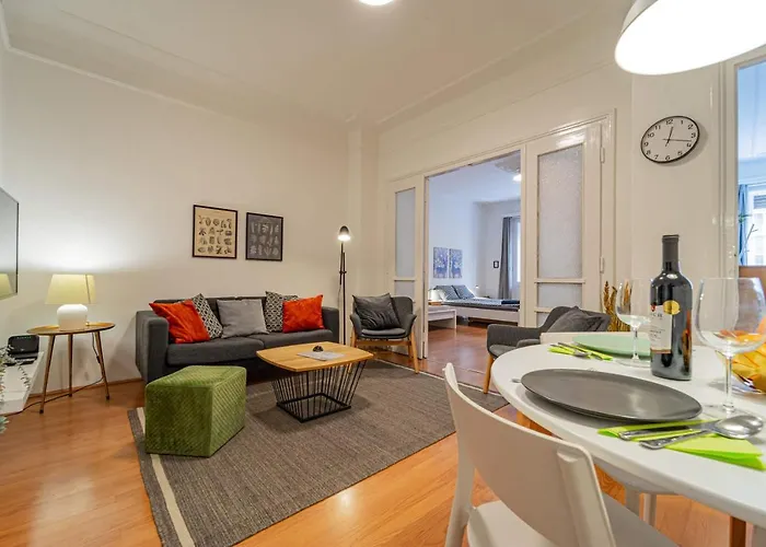 Central&Cozy Balcony!3Bdr 2Bth