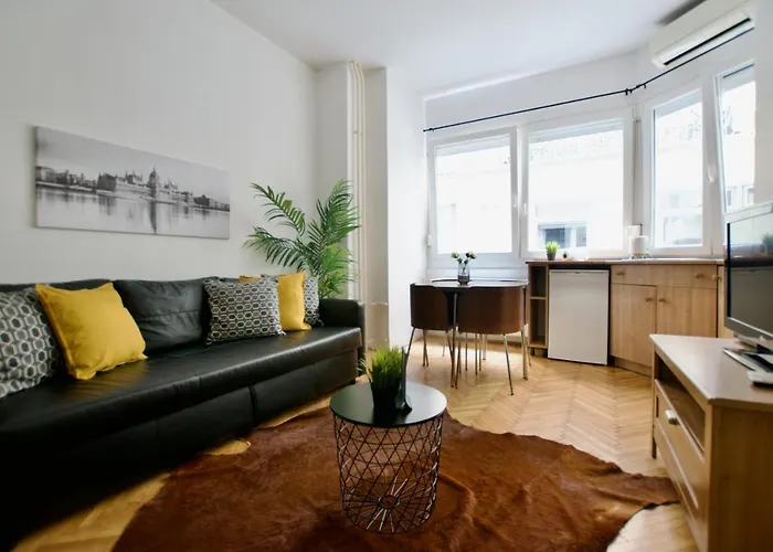Standard Apartment By Hi5 - Petofi 12