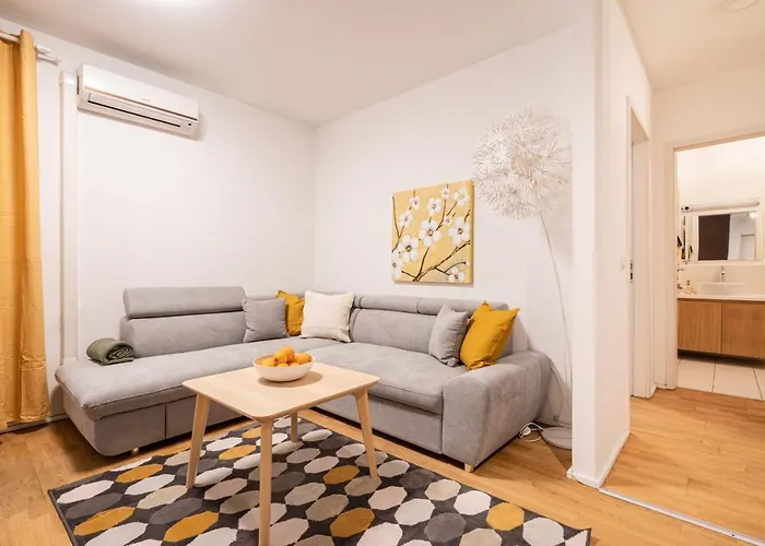 Paulay Private Apartment