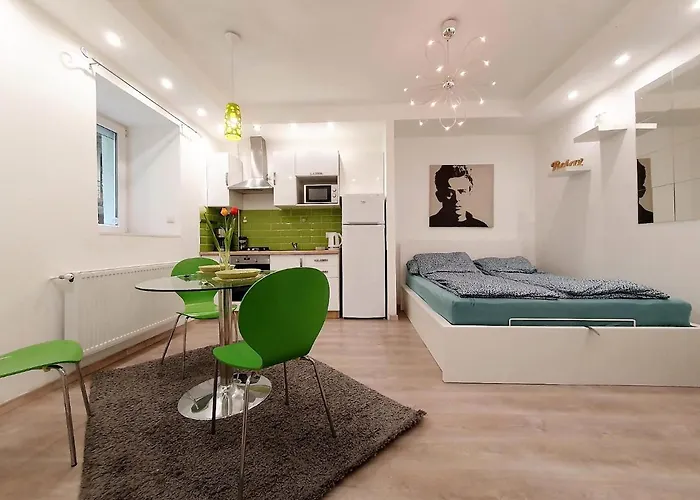 Unique Offer, Two In One! 2 Studio Egyuett