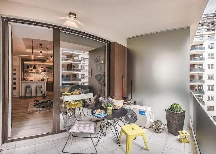 Corvin Interior Design Apartment+Free Garage