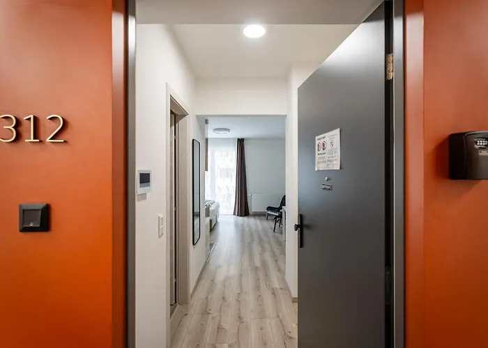 Copper Beech Apartment