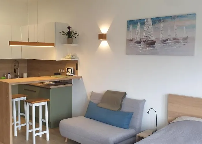 Allee Apartment