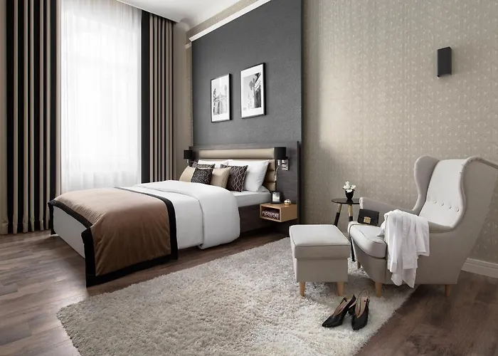 Revay Deluxe Apartments - Free Parking