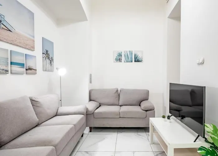 Cityscape Budget Apartments Revay