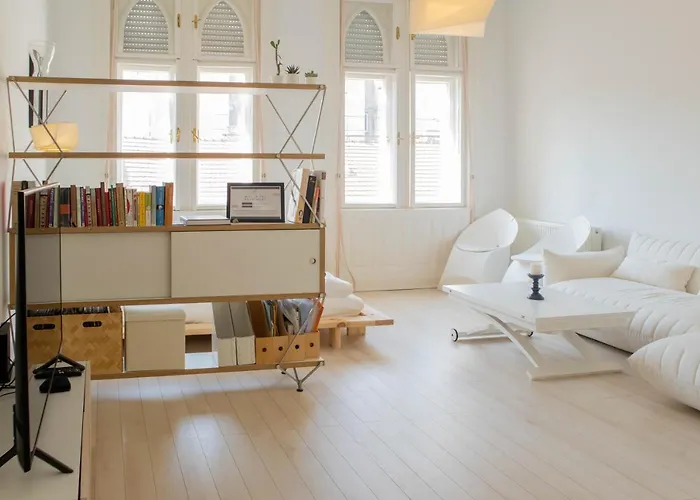 D.Five Dohany Apartment