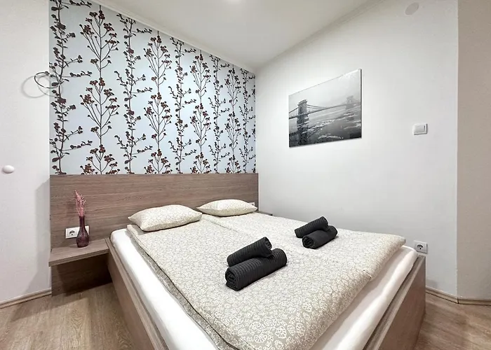 Central Seasons Design Apartments