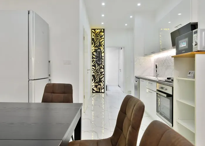 Central Apartment On Kis Diofa/2
