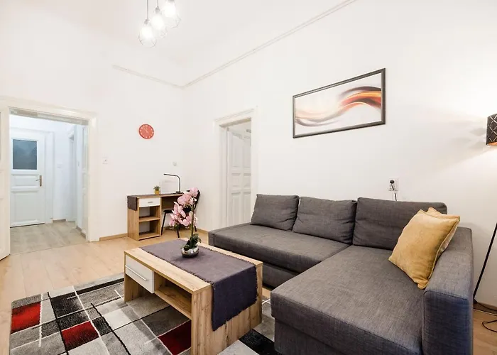 Izabella Apartment