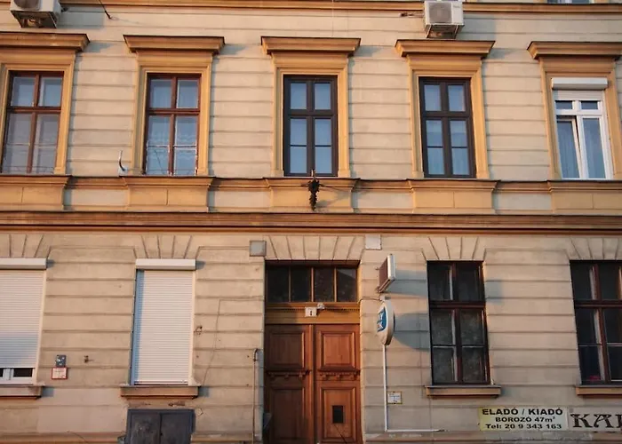 Bright Sunny Apt At Keleti Station,Near Citycenter