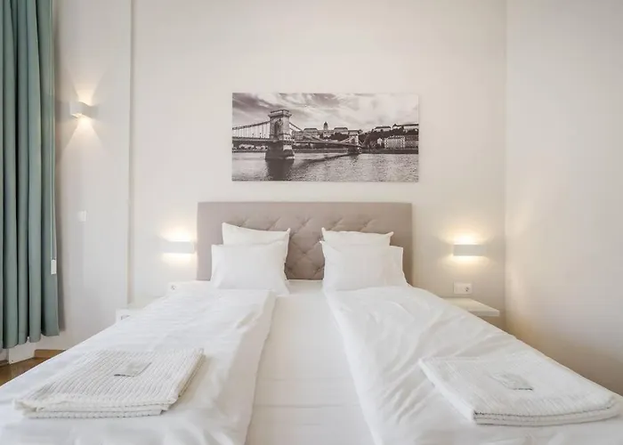 Klauzal City Garden Apartments - 2-Bedroom K34