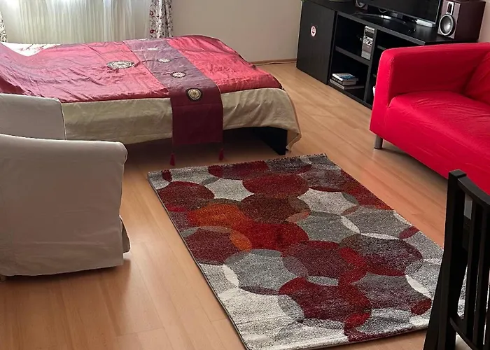 Cozy Apartment In District 8