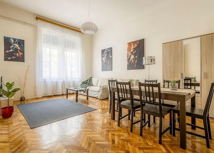 Gentleman Apartment