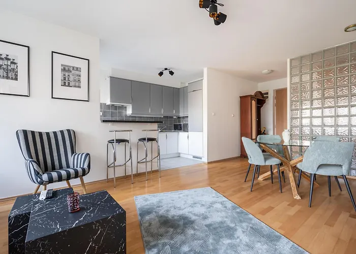 Heart And Soul Apartment