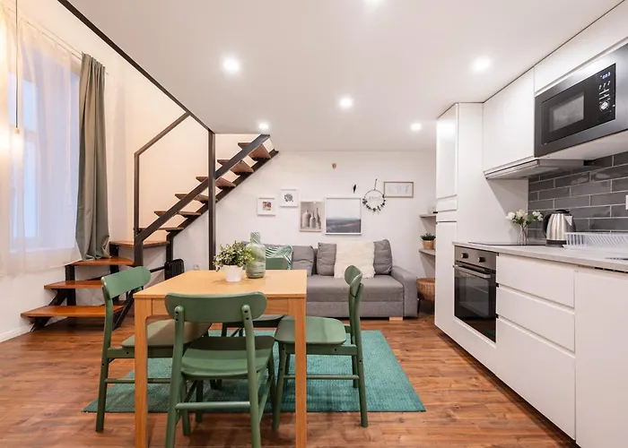D35 - Chic Boutique Apartments By Bqa