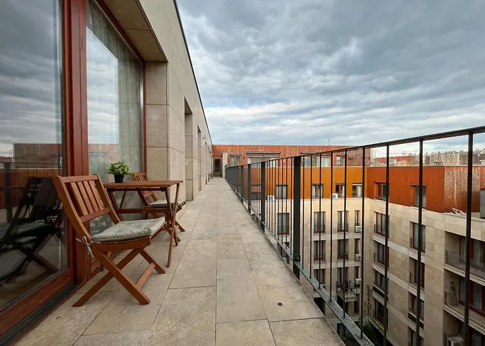 Skyhome By Artemisia Apartments