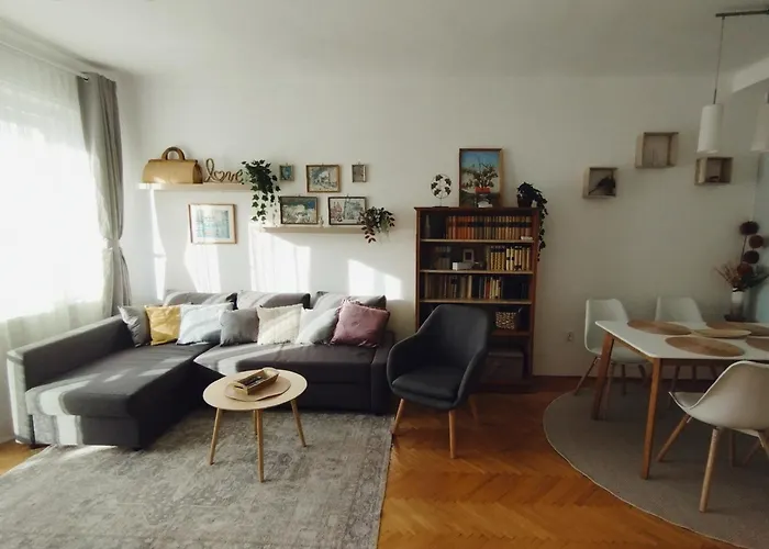 Greenview Apartment