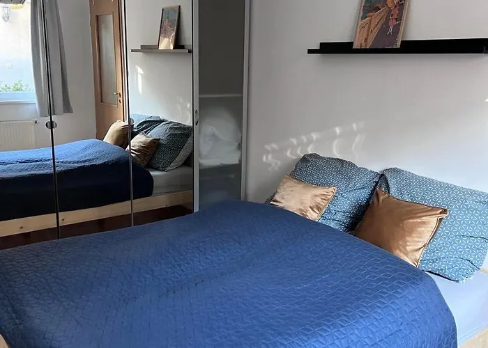 Hb Downtown Sunny Apartman