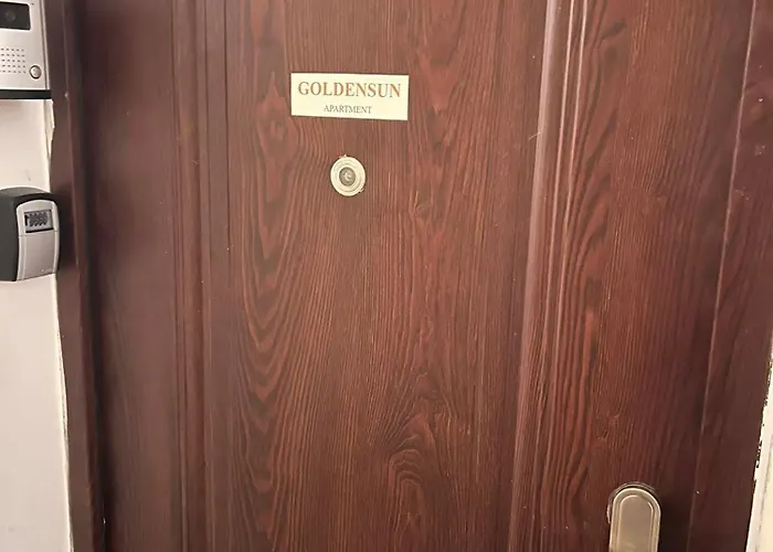 Goldensun Apartment