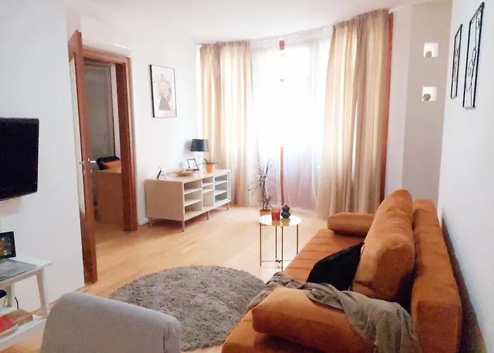 Josephine Apartment